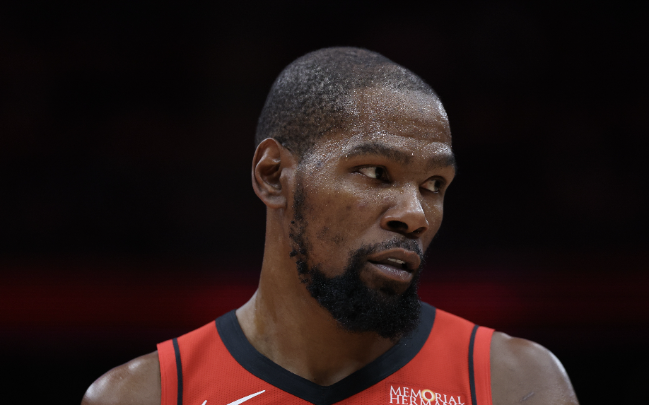 半岛体育官方网站-火箭加时122-128不敌76人 球员评价：7人及格，2人崩盘