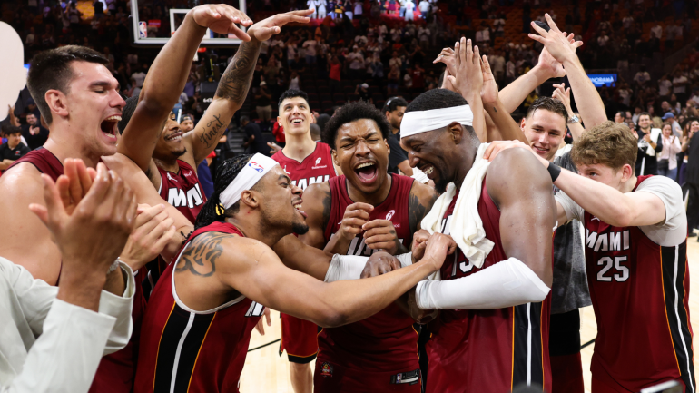 半岛体育登入-别挑刺了！阿德巴约的83分就是神迹 名记回应5大吐槽